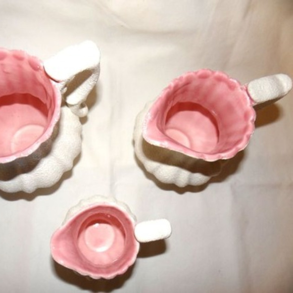 3 Small Decorative Pitchers Pink/White - Picture 7 of 11